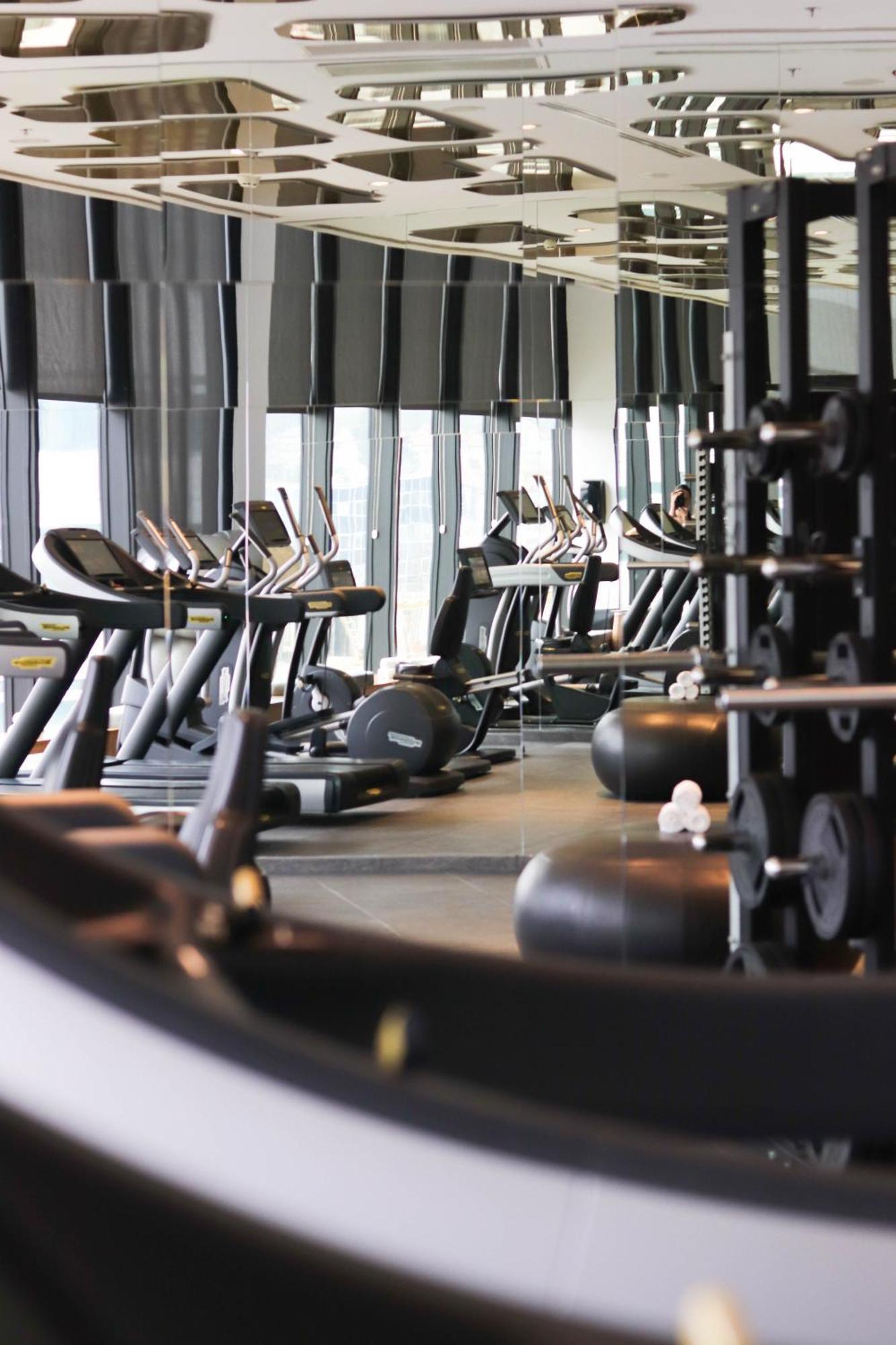 스위소텔 사라예보 호텔 외부 사진 The gym at the 57th floor