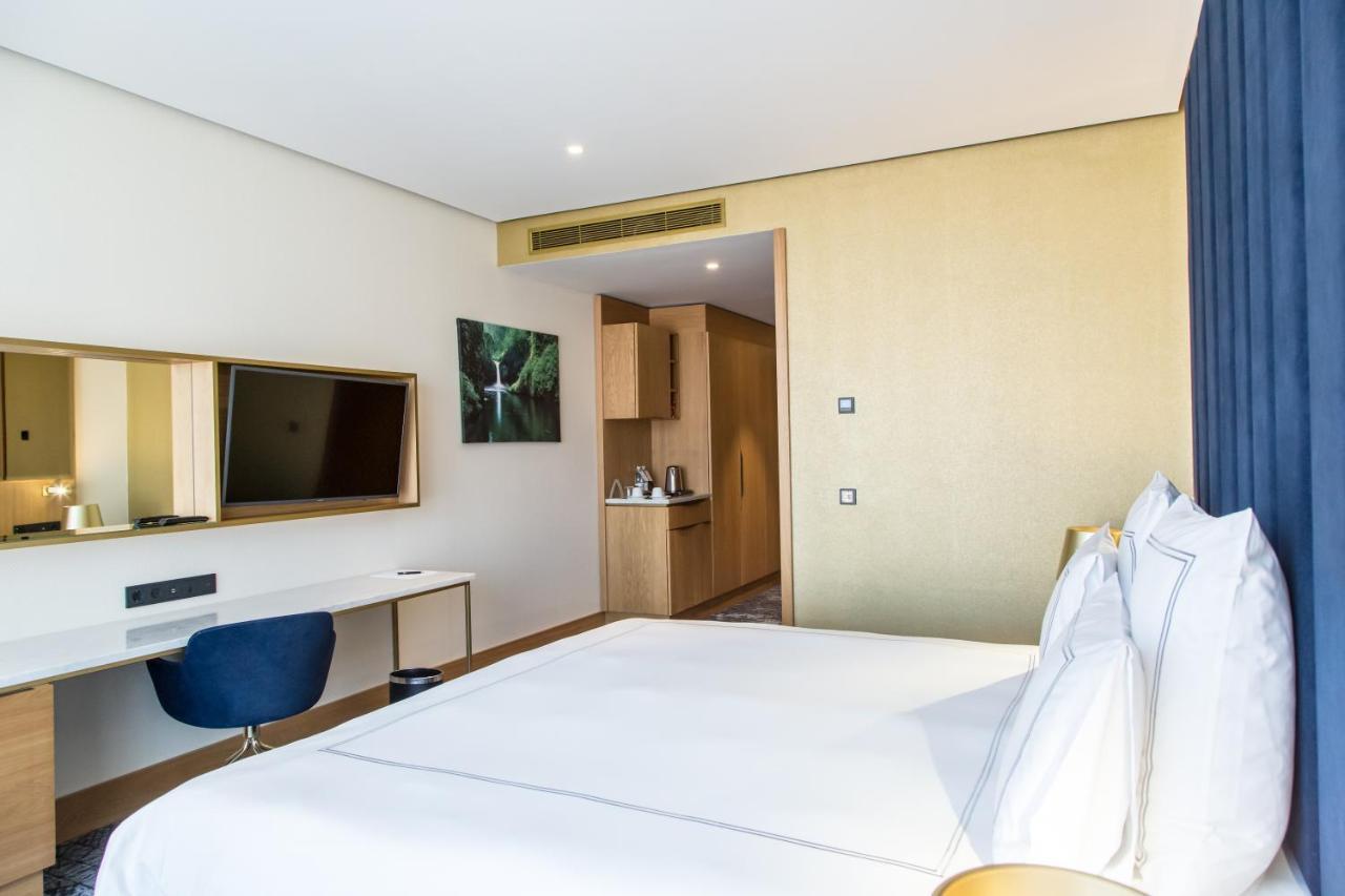 스위소텔 사라예보 호텔 외부 사진 A room at the hotel